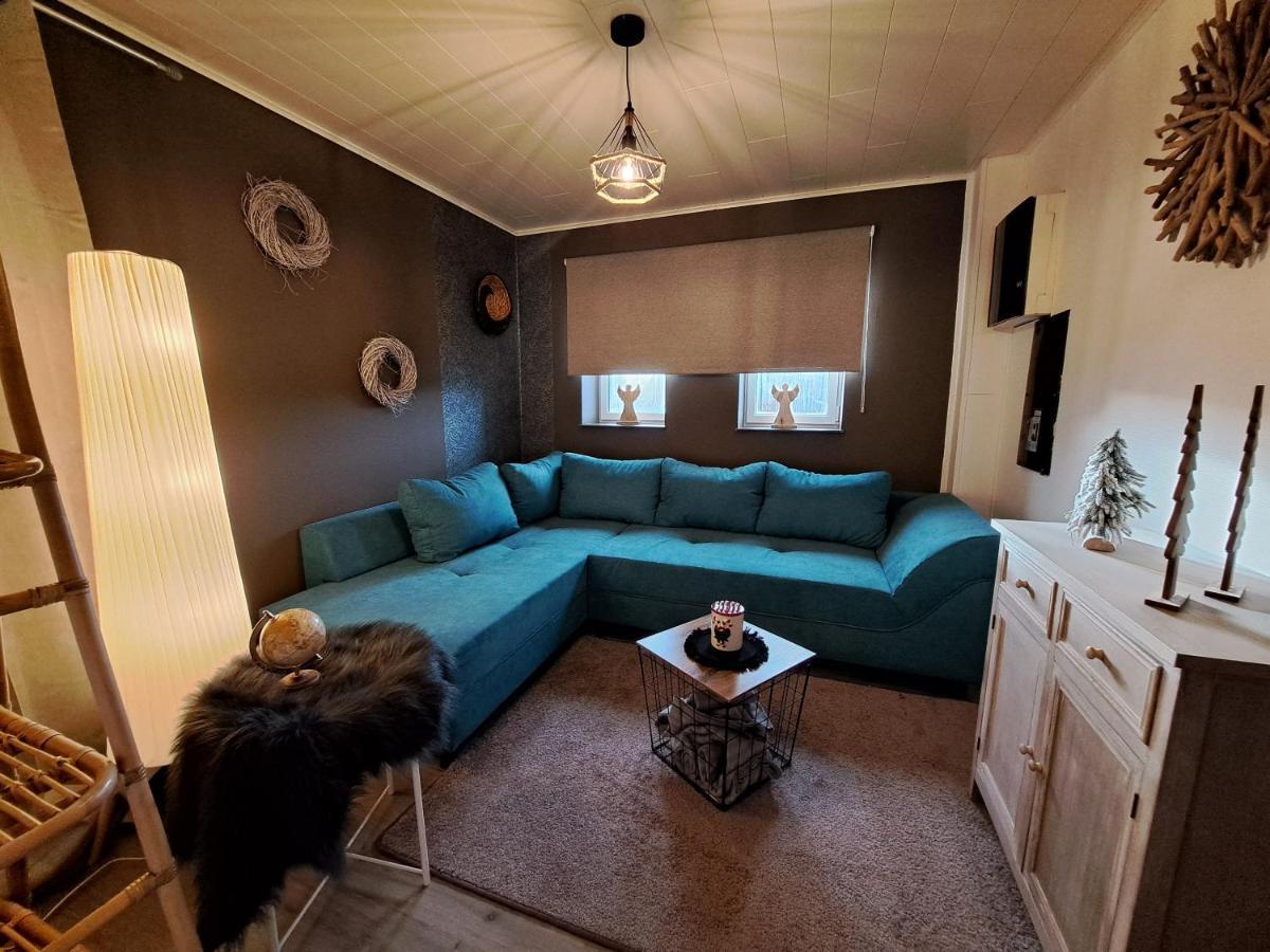 Aux Champs Des Cloches Apartment Houffalize Bagian luar foto