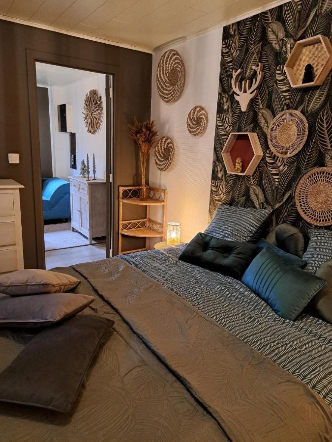 Aux Champs Des Cloches Apartment Houffalize Bagian luar foto